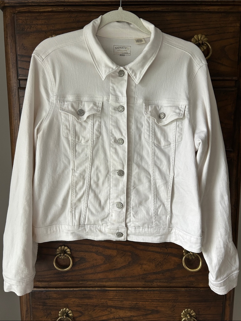 Signature by Levi Strauss Women’s Cream White Denim Jacket, Size XL
